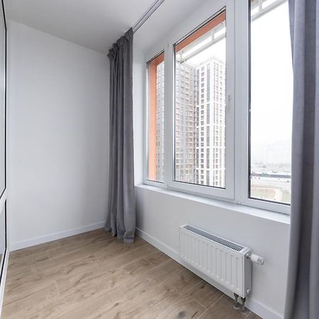Luxury apartment near metro station Osokorky Kiev Eksteriør bilde