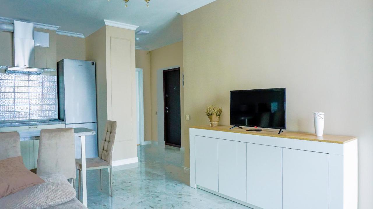 Luxury apartment near metro station Osokorky Kiev Eksteriør bilde