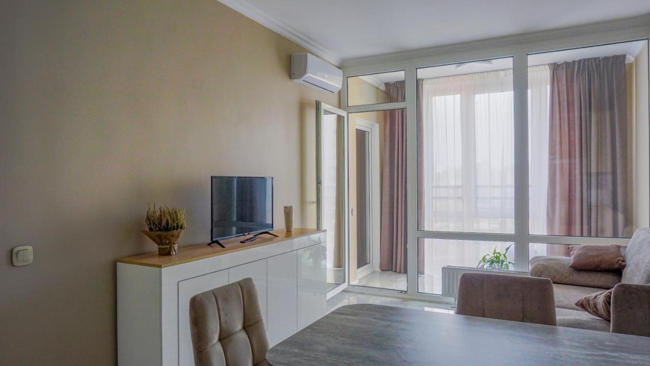 Luxury apartment near metro station Osokorky Kiev Eksteriør bilde