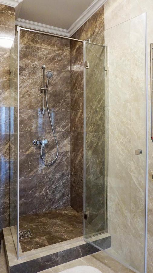 Luxury apartment near metro station Osokorky Kiev Eksteriør bilde
